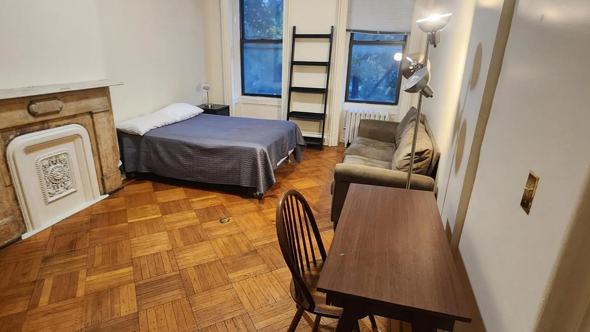 New York City Guest House 2 0*, New York United States